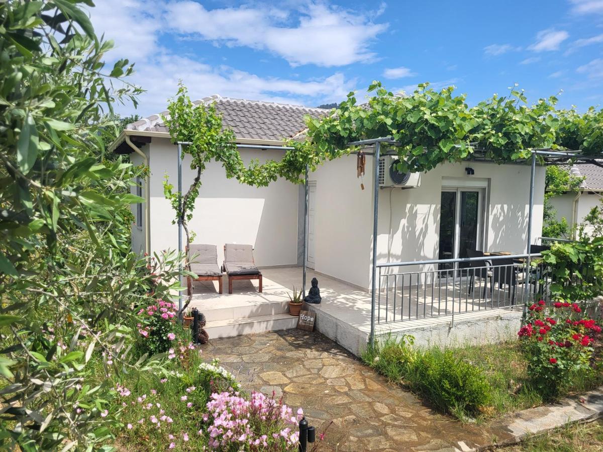 Ioannis Houses - Gemuetliches Ferienhaus Im Olivenhain Skala Potamia  Exteriér fotografie